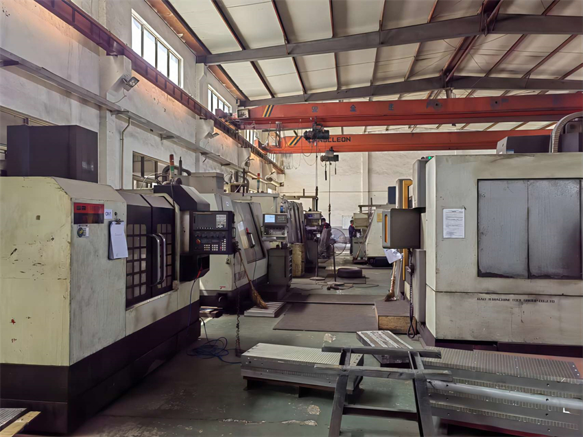 厂房设备 - 副本.jpg