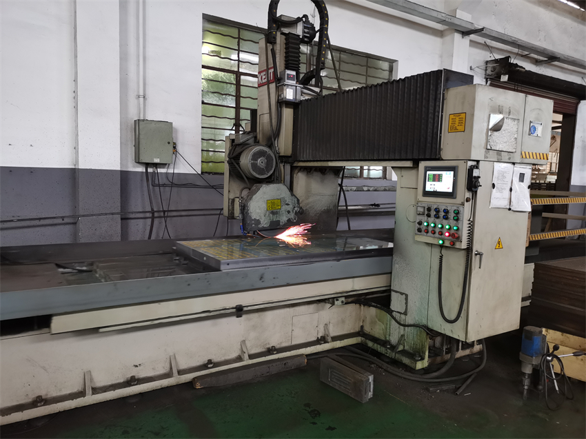 厂房设备3 - 副本.jpg